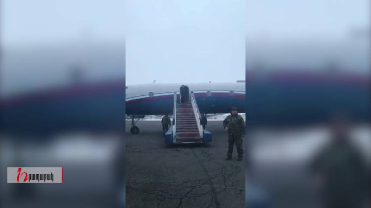 Մուրադովը գերիներ է բերում