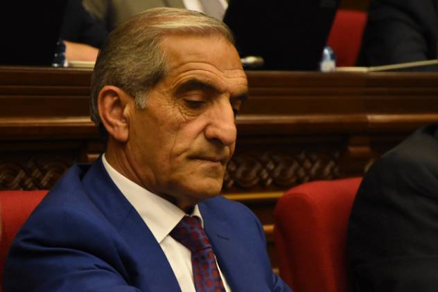 «Հրապարակ». Շշի Մելոն՝ ընդդեմ Գագիկ Ծառուկյանի