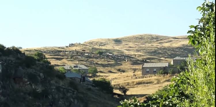 Դուք չգիտե՞ք՝ ինչն ինչոց է․ եզդի համայնքապետը՝ հրաժարականի մասին