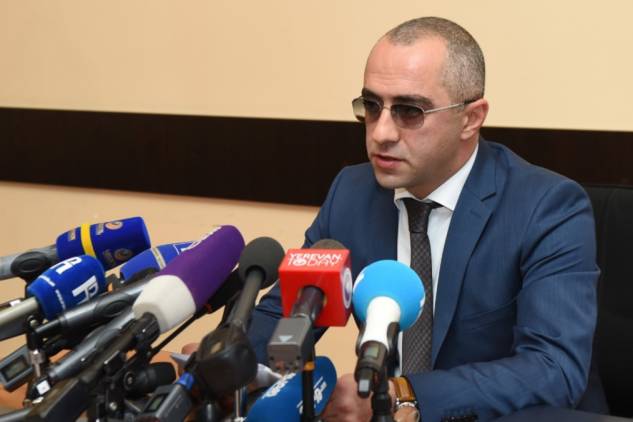 Ընդդիմադիր հայացքներ ունեցողներին պարտադրում են դիմում գրել-հեռանալ