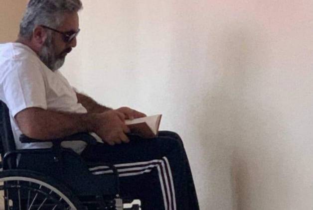 Արծրուն Հովհաննիսյանը՝ անվասայլակի վրա
