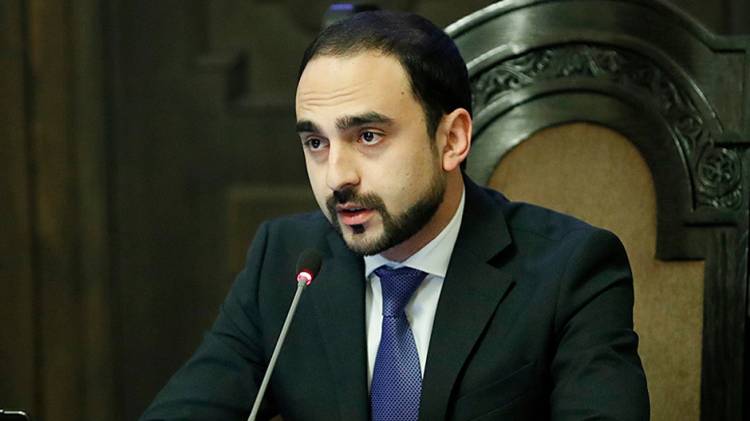 Տիգրան Ավինյանն արդեն պատասխանում է զանգերին