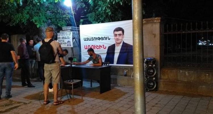 «Հրապարակ». Առուշանյանի շրջապատը հայտնվել է խոշորացույցի տակ