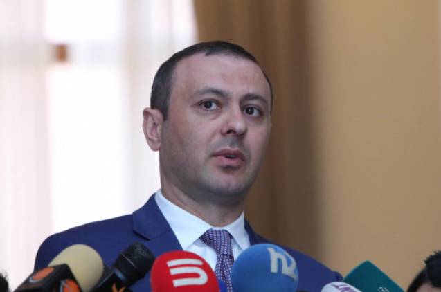 Յա՜, իրո՞ք, Արմեն Գրիգորյան