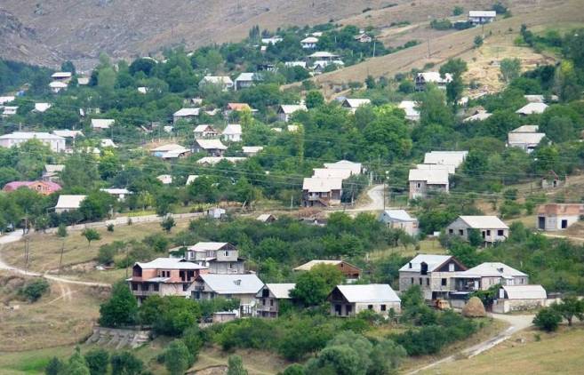 «Հրապարակ». Համայնքապետերը որոշել են խորամանկել եւ համայնքից պոկել ինչ հնարավոր է
