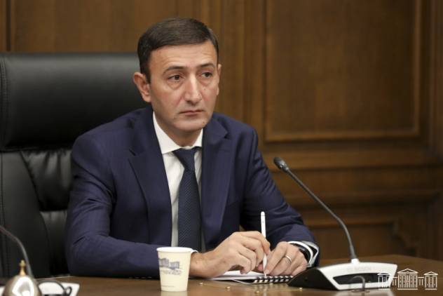 Չարենցավանը հանձնելու մասով, բնականաբար, մեկնաբանություն չունեմ․ Բաբկեն Թունյան