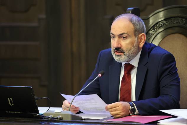 «Հրապարակ». Փաշինյանը կամ ստում է, կամ էլ ուրիշն է իր փոխարեն որոշում