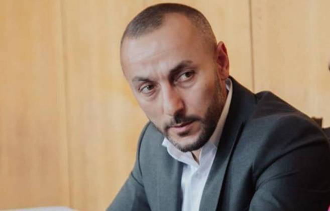 Վարդենիսի քաղաքապետը՝ նոր փրկիչ․ չկայացած ինքնասպանը նրա հարևան գյուղից է