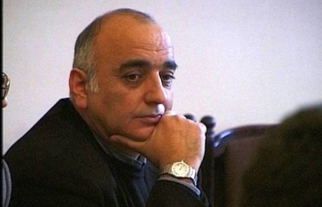Վանո Սիրադեղյանի աճյունը Հայաստան է տեղափոխվել