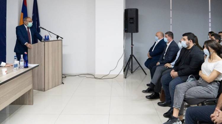 «Հրապարակ». ՔՊ-ն եռօրյա հավաք է նախաձեռնել Դիլիջանում. Փաշինյանը կմասնակցի՞