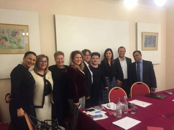 «Հրապարակ». Անահիտ Ավանեսյանի ընկերուհին՝ առողջապահության փոխնախարա՞ր