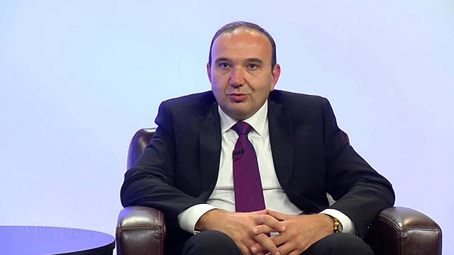 Ինչ են պահանջում Լևոն Լևոն Մկրտչյանից