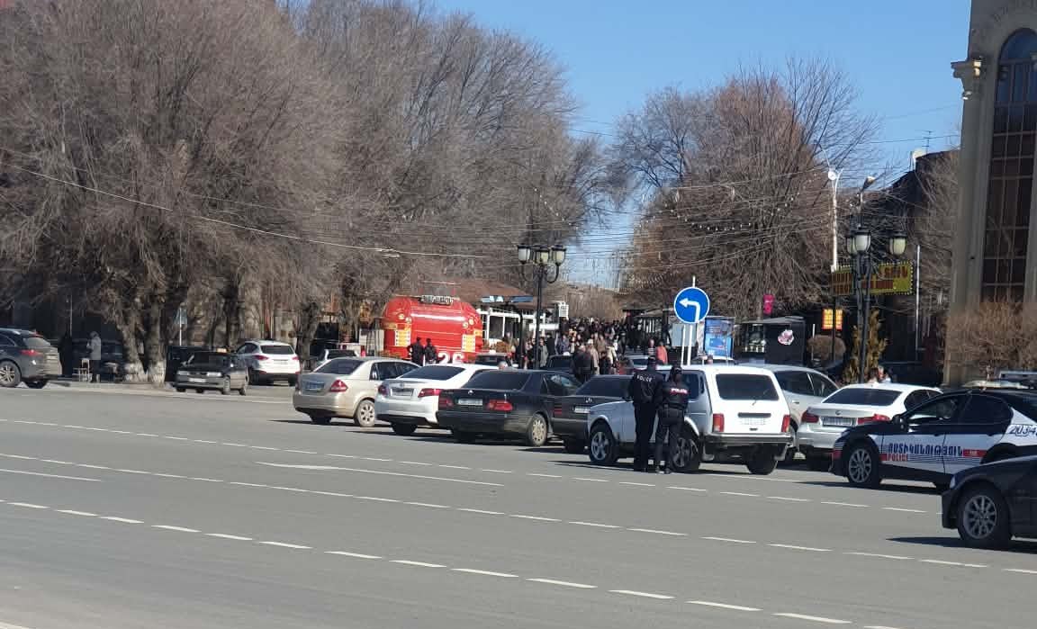 Փաշինյանի այցից առաջ Գյումրին «ոստիկանապատվել» է․ քաղաք են բերվել նաև այլ մարզերի ուժեր