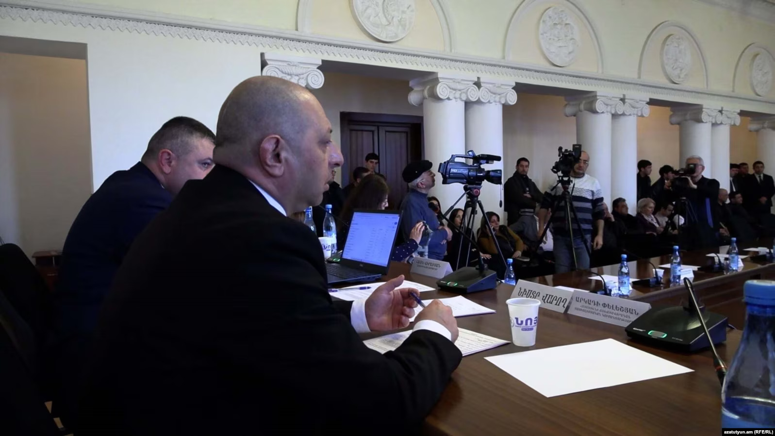 «Հրապարակ»․ Մի նիստ է եղել, մարզպետն ասում է` «մարզկենտրոնի կառավարման ճգնաժամը հաղթահարված է»