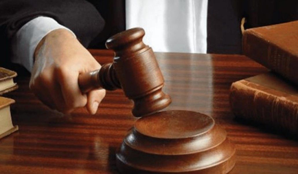 «Հրապարակ». Սահմանամերձ գյուղի համայնքապետին ու նրա հարազատներին 2019-ից դատում են