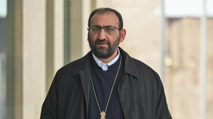 Արշակ սրբազանի գործը զավեշտի գագաթնակետն է