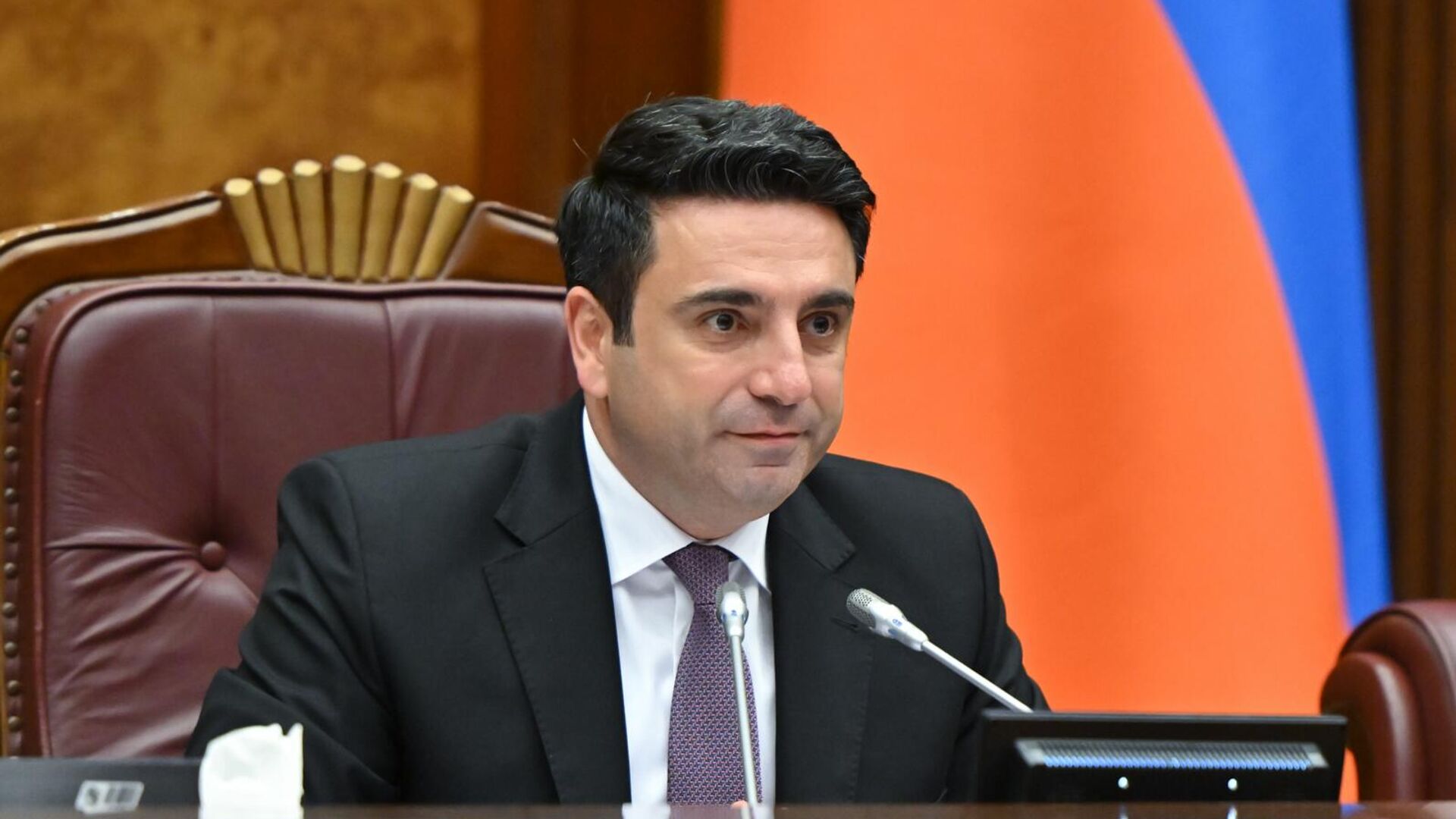 Ժողովուրդը ՔՊ-շնիկ տեսնելիս «ղզղնում» է, քֆուր է տալիս