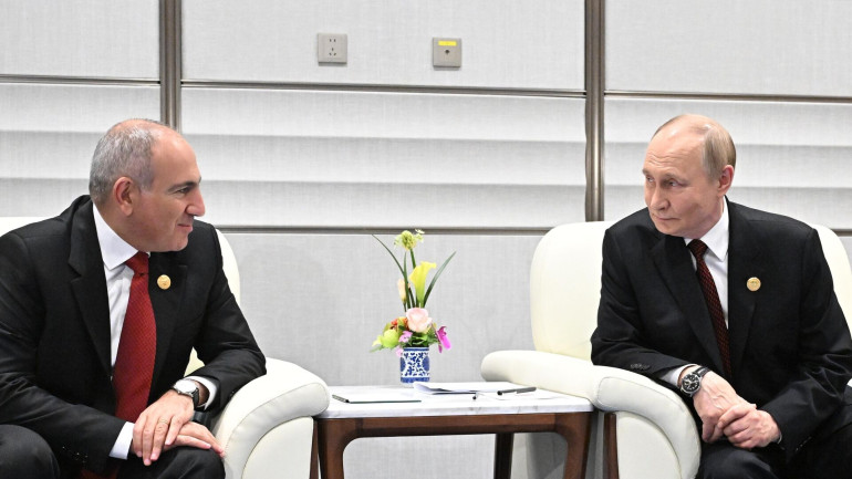 Ո՞րն է խնդիրդ՝ աթո՞ռ,  թե՞ երկիր պահելը