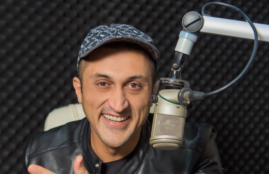 Азербайджанский блогер призывает голосовать за Пашиняна