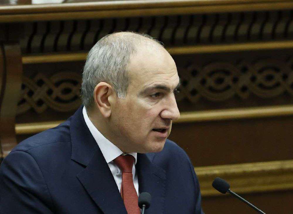 «Այ տա, չհասկացա՞ր, որ ուժեղը ինտերնետով հաչալը չի», «Պարապ չի մնում ալիևի խոսնակը». քոմենթներ