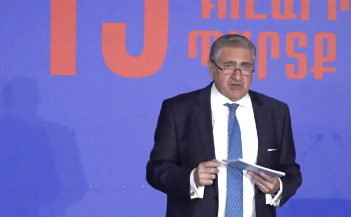 Մեկին աղջիկ ես տալիս, չես ասում, չէ՞, ի՞նչ ես անելու, հարցնում ես՝ ի՞նչ ես արել