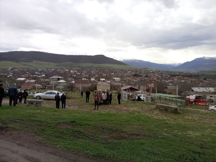 Դսեղի բարձունքից․ գյուղի, անմշակ հողերի լռությունը եւ երկրի աղմկոտ խնդիրների մասին