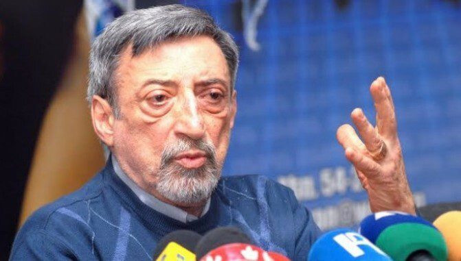 Ով ուզում է ընտրվի, ինձ մնացել ա ապրելու մի 2 տարի բան