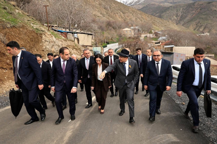 Դա օգուտ չի տա՝ եթե Նիկոլն այս անգամ Երևանից Մեղրի քայլի