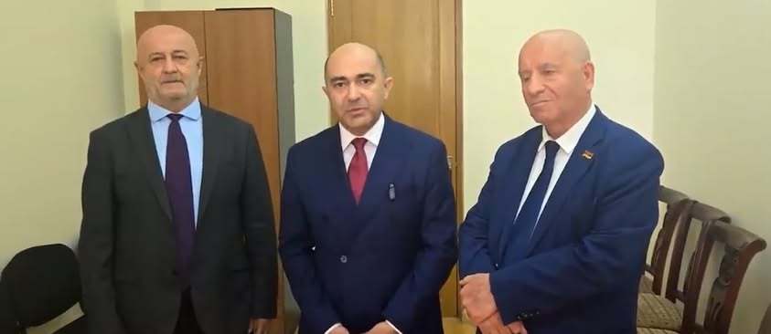 «Հրապարակ»․ Նախընտրական բանակցությունները ձախողվել են