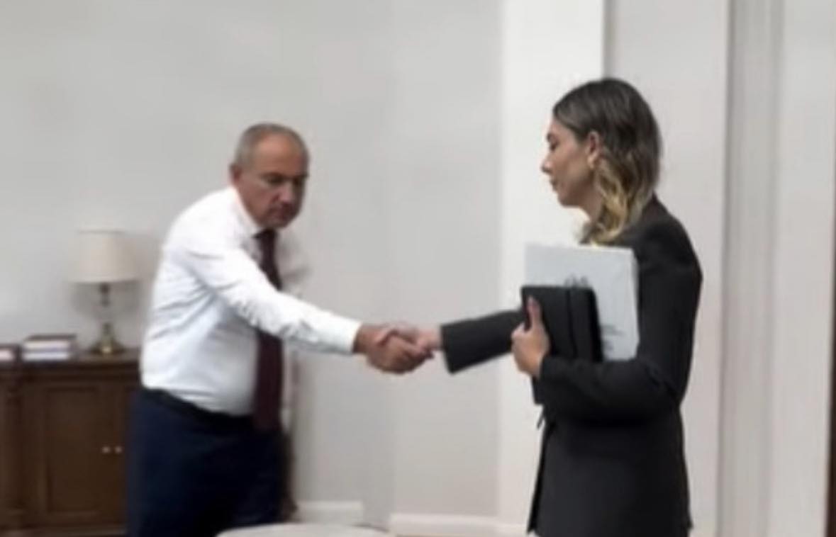 Ինչու չեն հրապարակում Սահմանադրության տեքստը