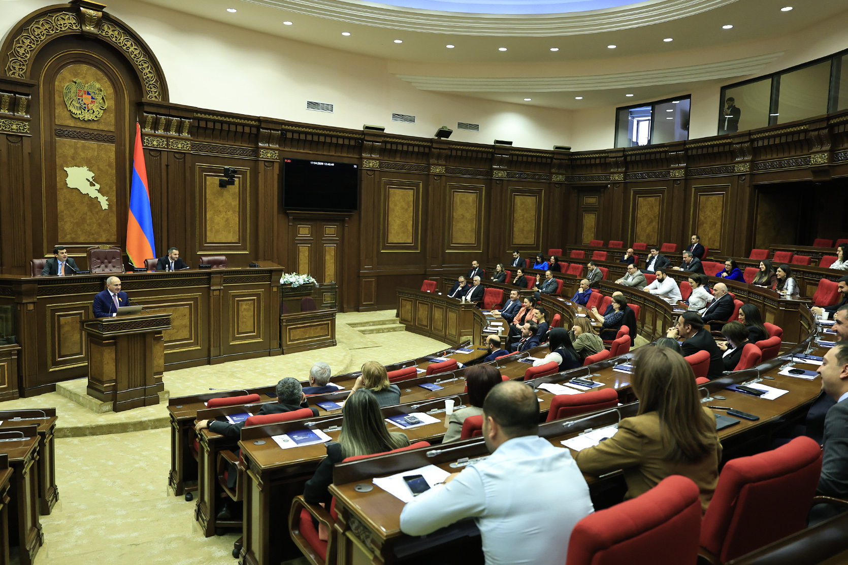 Восемь  лет подряд