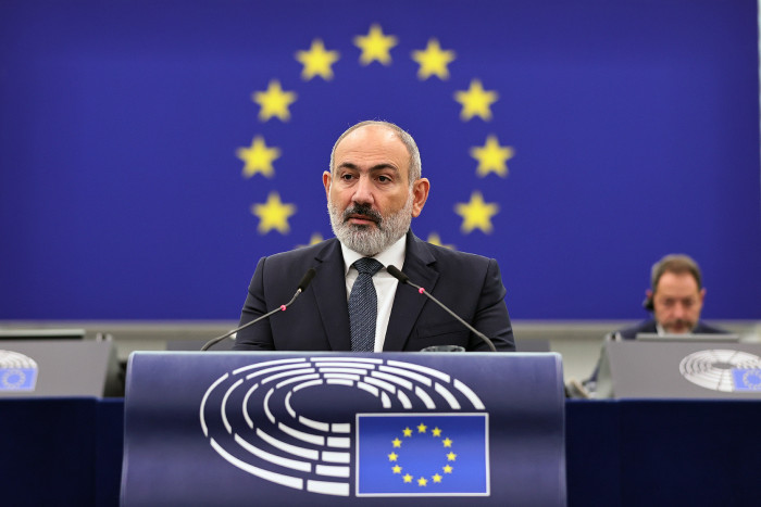 ԵՄ-ն և բարոյական աջակցությունը
