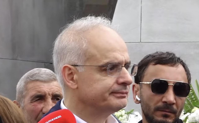 Դրոշ վառելը ավելի շատ պարտության, նվաստացման և թուլության հետևանք է