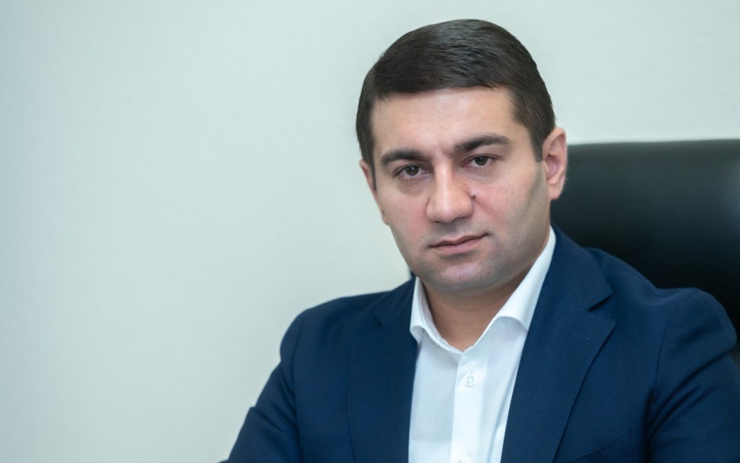 Պետք է շահագրգռել պոտենցիալ ներդրողներին՝ գործարանները կամ իրենց արդյունաբերական կենտրոնները տեղափոխել սահմանամերձ համայնքներ․ Նաիրի Սարգսյան