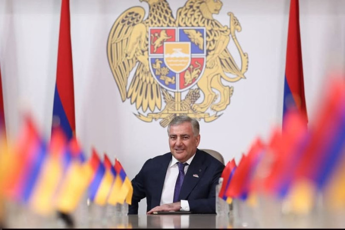 Ի՞նչ կանի  Սամվել Կարապետյանը 1 դրամ աշխատավարձով