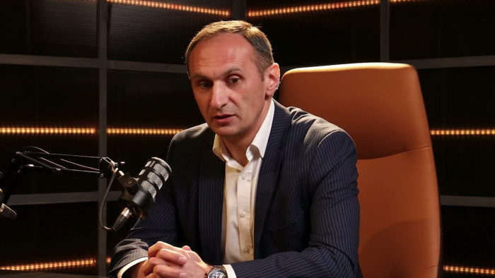«Փոքր» երկիր Հայաստանն իր տեղն ունի համաշխարհային տնտեսության մեջ․ «Միասնության թևերի» թեկնածու Արմեն Եղիազարյան