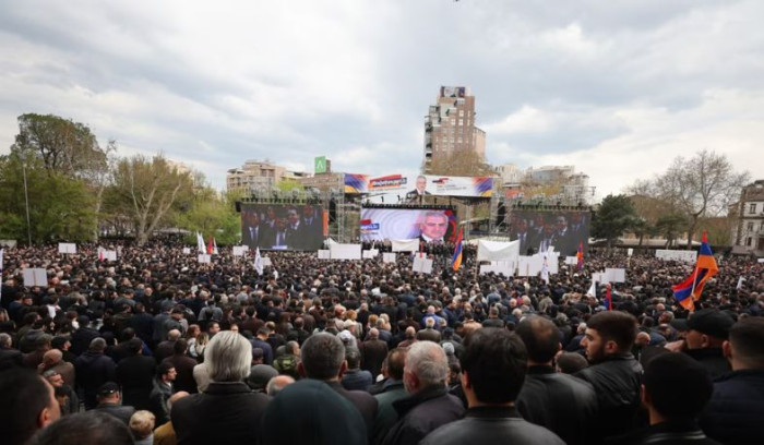 «Հրապարակ»․ «Ուժեղ Հայաստան» դաշինքը մեծ հանրահավաքի է նախապատրաստվում