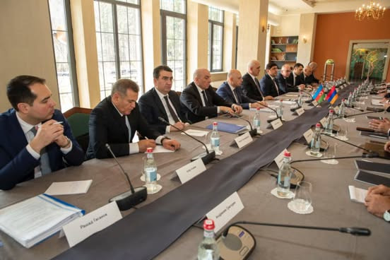 Ադրբեջանական մամուլը Մուստաֆաեւի այցից մանրամասներ է հաղորդում