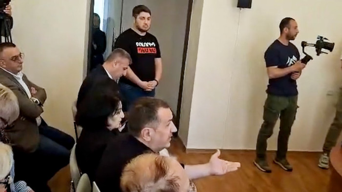 Լարված իրավիճակ` ԿԸՀ ում