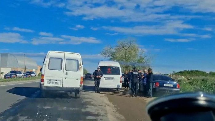 Բազմաթիվ ոստիկաններ և շտապօգնության մեքենա. Երևան-Երասխ ճանապարհին մեծ վթար է տեղի ունեցել