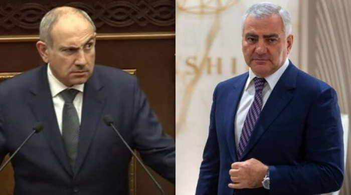 Փաշինյանը սու՞նկ է ուտում ելույթից առաջ