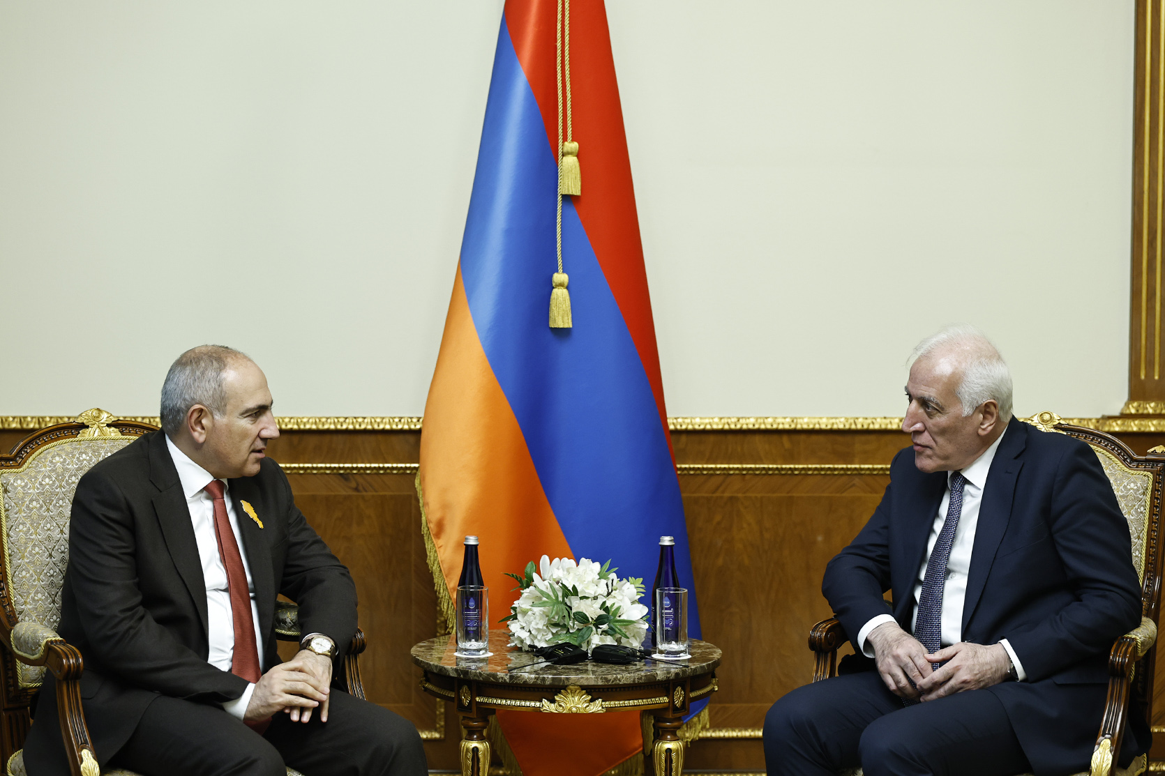 Քարոզարշավից առաջ․ Կայացել է վարչապետ Փաշինյանի և նախագահ Խաչատուրյանի հանդիպումը