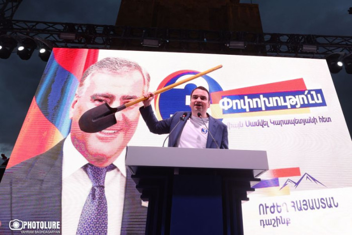 Ուղիղ․ «Ուժեղ Հայաստանի» անդամների հանդիպումը սիսիանցիների հետ