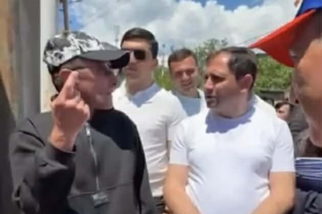 Զինվորականի հարցերը Փաշինյանին դուր չեկան, հրամայեց ազատել գործից