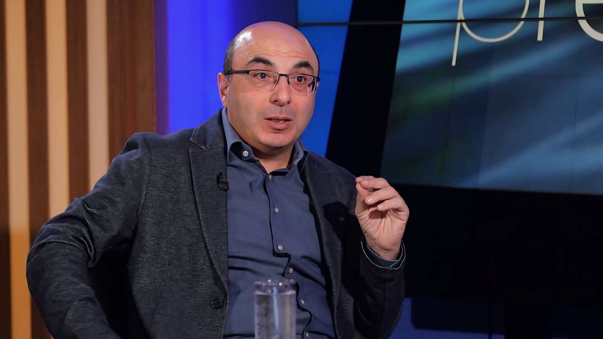 Սկսվում է ուղիղ խոսակցություն ընտրողի հետ