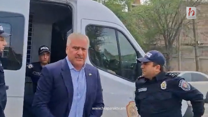 Բանտի խցից զանգեցի Պուտինին, ասեցի` տես Հայաստանի վրա ինչ ես անում. Սամվել Կարապետյանը կատակում է