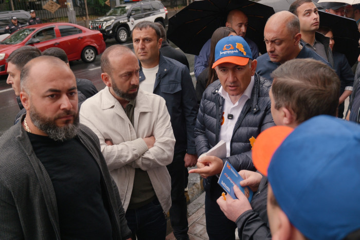 «Հրապարակ»․ ՔՊ-ում ահռելի ֆինանսական միջոցներ են ծախսում նախընտրական քարոզչության վրա