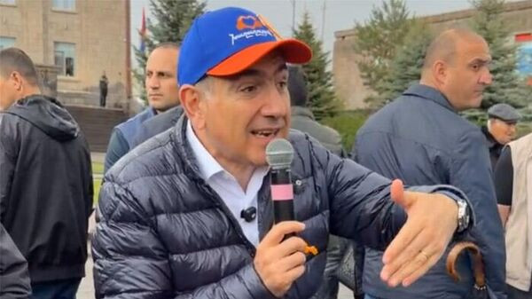 Անհամաչափ պայքար