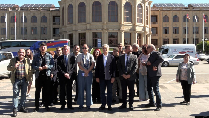 Ո՞ւմ շահերն են սպասարկում «քաղհասարակության» ներկայացուցիչները