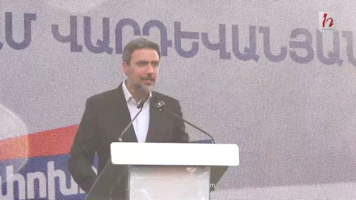 Մեր առաջնորդը հենց տեսավ, թե ինչ են անում Եկեղեցու հետ, դուրս եկավ պաշտպանելու. Վարդևանյան